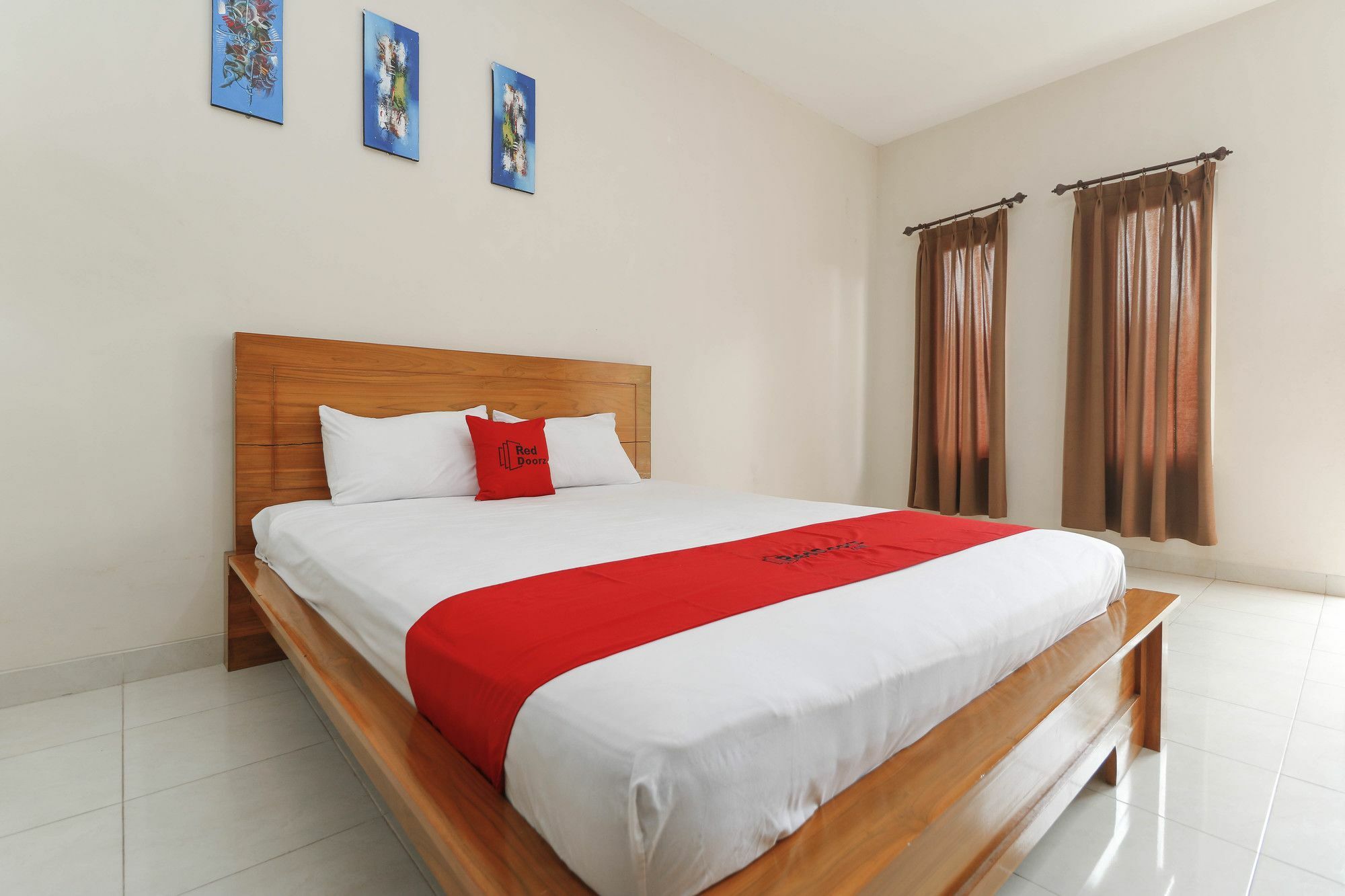 Reddoorz Plus Near Cibubur Junction Yakarta Exterior foto